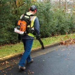 VEVOR Backpack Leaf Blower, 52CC 2-Cycle Leaf Blower With 1.37L Fuel Tank, 480CFM Air Volume 175MPH Speed, Ideal For Lawn Care