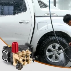 VEVOR Pressure Washer Pump, 3/4" Shaft Horizontal Triplex Plunger, 3300 PSI, 2.5GPM, Replacement Power Washer Pumps Kit With 5 Nozzles, Black