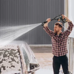 VEVOR Cordless Pressure Washer, 580-PSI 1.1 GPM Portable Power Cleaner, Handheld High-Pressure Car Washer Gun With 4.0Ah Battery, Charger, Black