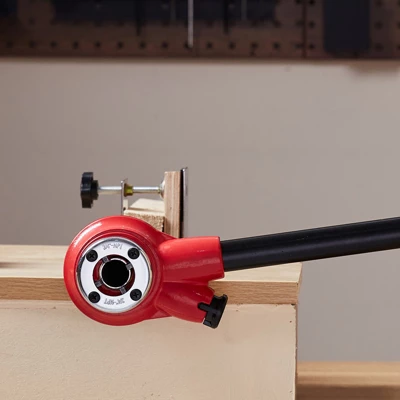 VEVOR Ratchet Pipe Threader Kit, 1/2" NPT, 3/4" NPT, 1" NPT Manual Ratcheting Pipe Threader, Portable Pipe Threading Tool Set, Red 1 VEVOR Ratchet Pipe Threader Kit, 1/2" NPT, 3/4" NPT, 1" NPT Manual Ratcheting Pipe Threader, Portable Pipe Threading Tool Set, Red