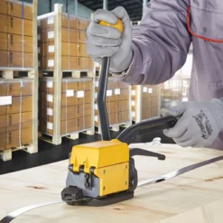 VEVOR Steel Strapping Tool For 1/2"-3/4" Width, 3-in-1 (Tensioner, Crimper, Cutter) Manual Belt Packaging Banding Machine, Yellow